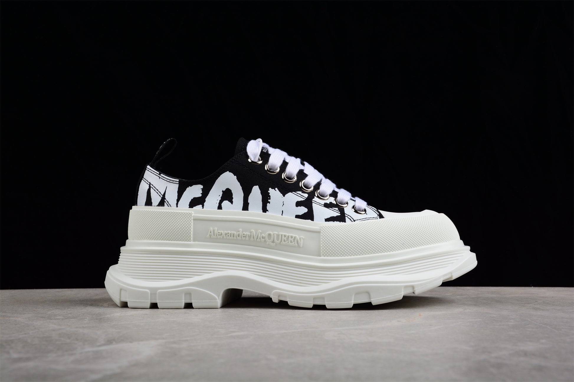 Alexander McQueen Tread Slick Low Lace-Up – Canvas Graffiti Black/White - Best Reps Website 2025