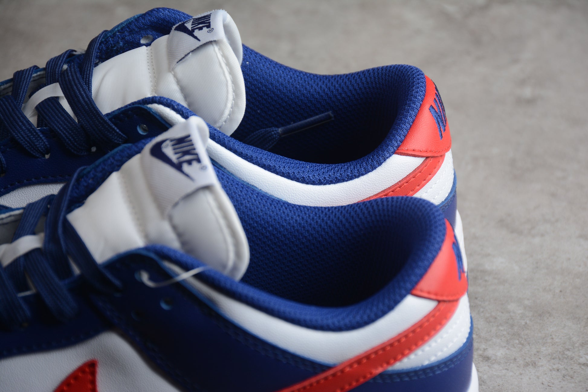  Nike Dunk Low "White Blue and University Red" 