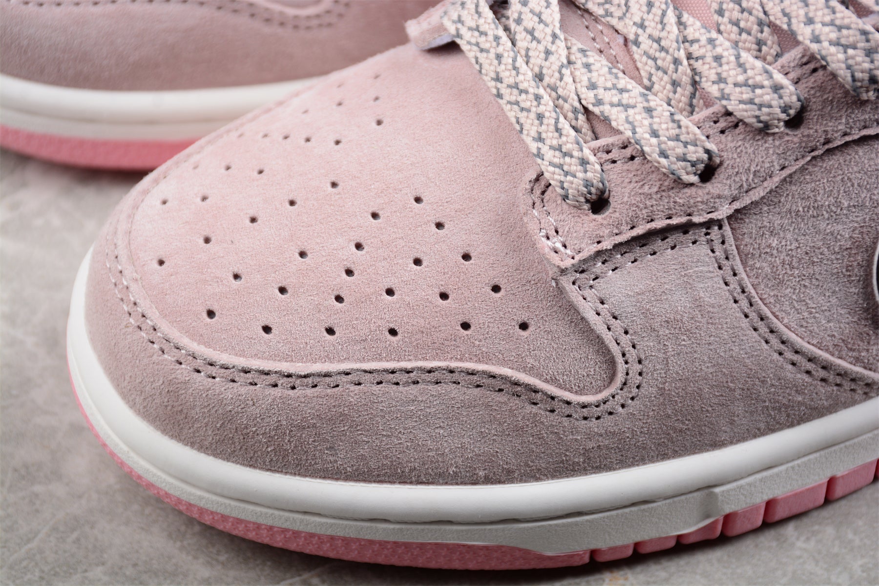 Otomo Katsuhiro x Nike SB Dunk Low "Steamboy OST" Pink - Best Reps Website 2025