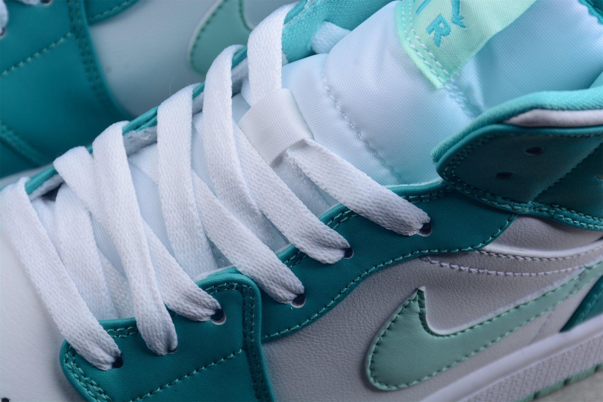Air Jordan 1 Mid SE "Marine Green" - Best Reps Website 2025