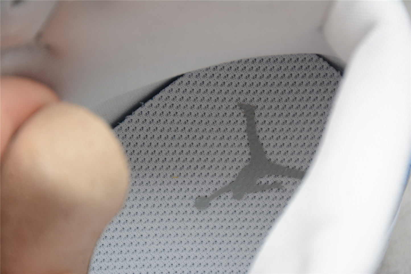 Air Jordan 1 Mid "Wolf Grey Aluminum" - Best Reps Website 2025