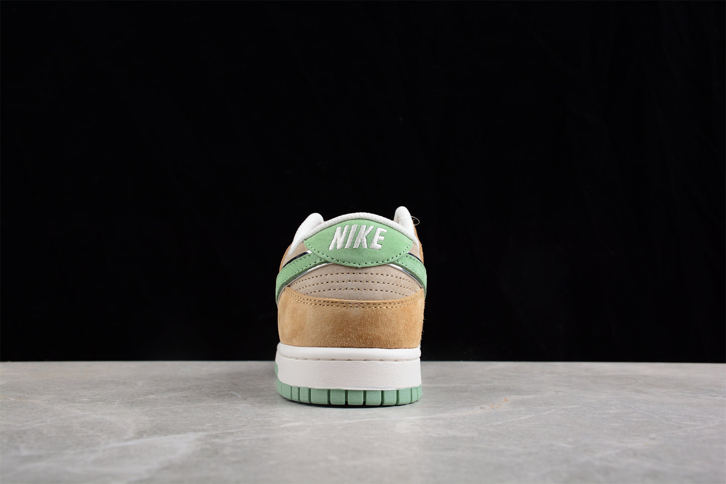 Otomo Katsuhiro x Nike SB Dunk Low "Steamboy OST" Khaki/Green - Best Reps Website 2025
