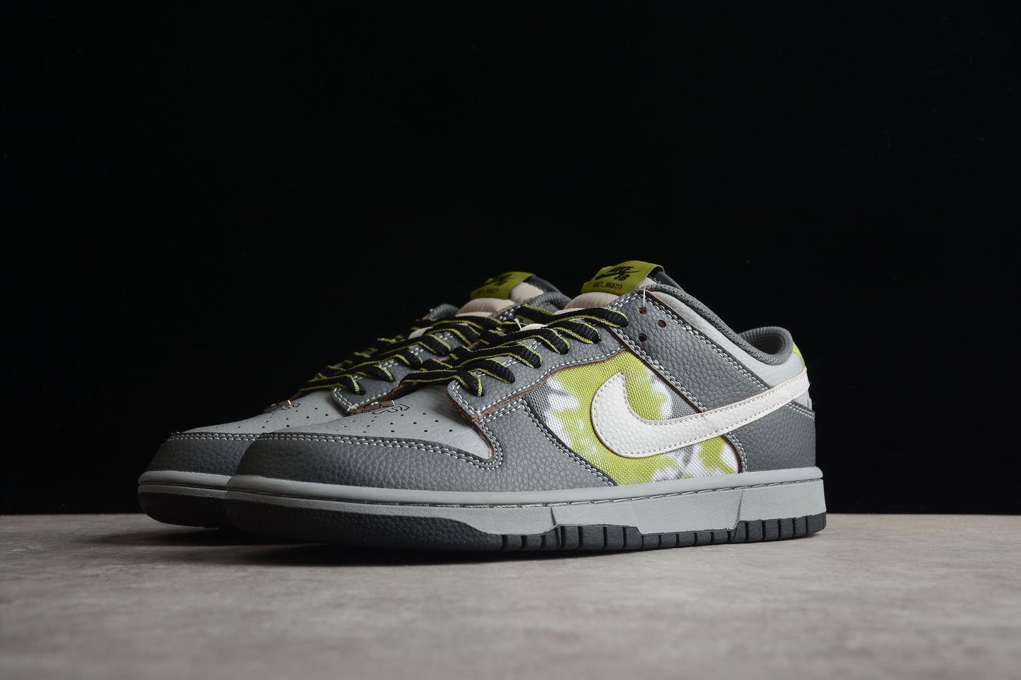 Nike SB Dunk Low x HUF “Wait, What!?” Friends &amp; Family - Best Reps Website 2025