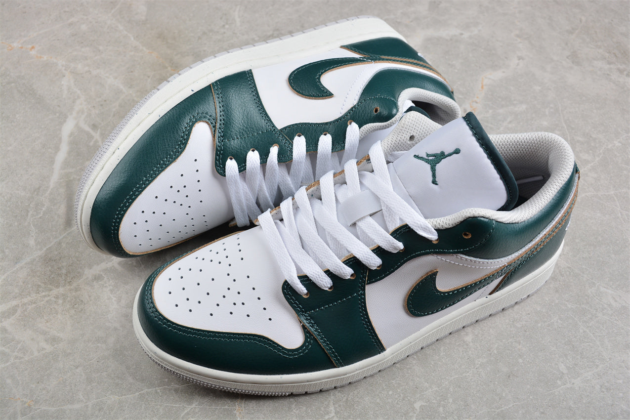 Air Jordan 1 Low SE "Oxidized Green"