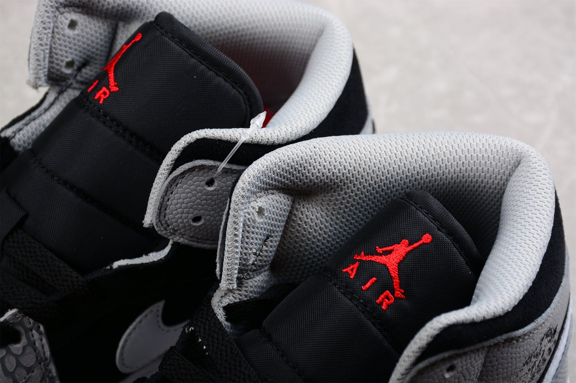 Air Jordan 1 Mid SE "Elephant Toe" - Best Reps Website 2025