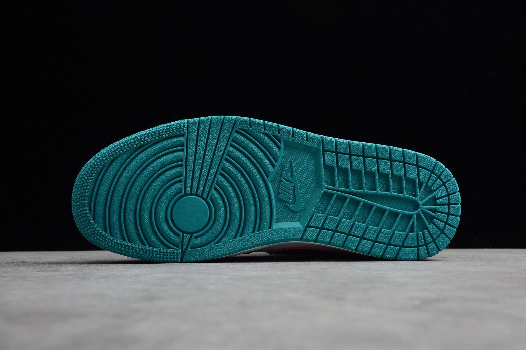 Air Jordan 1 Mid SE "South Beach" - Best Reps Website 2025