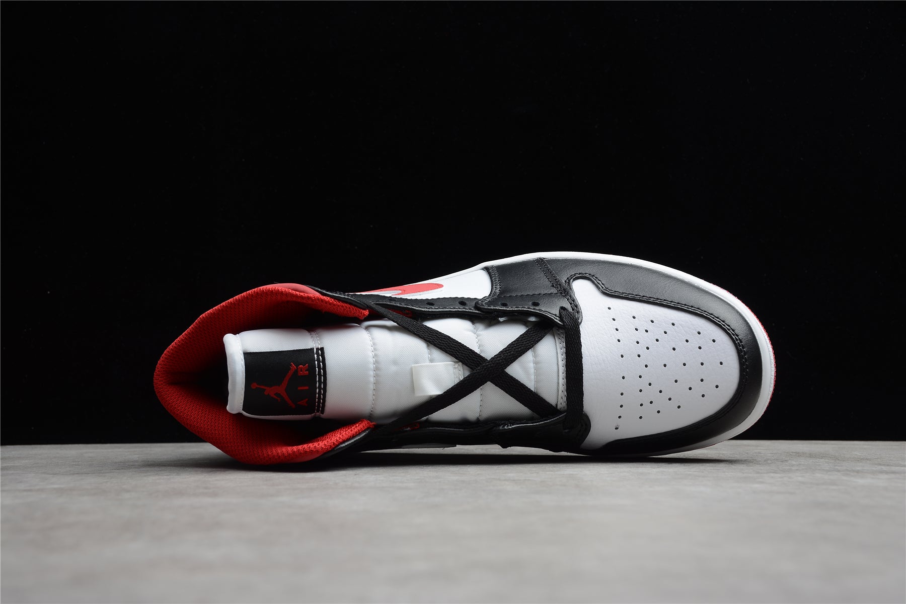 Air Jordan 1 Mid "Gym Red Black White" Chicago Bulls - Best Reps Website 2025