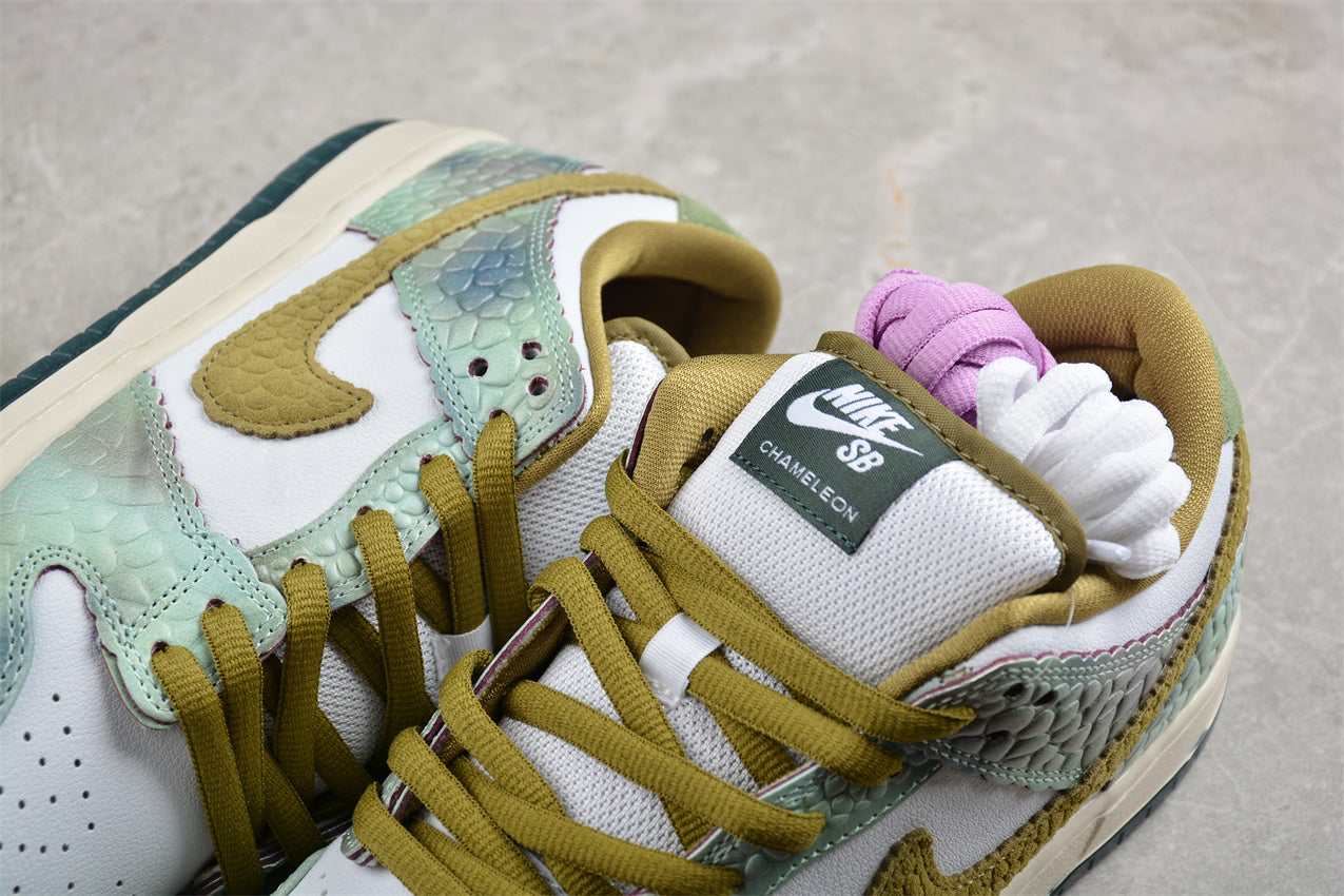 Alexis Sablone x Nike SB Dunk Low