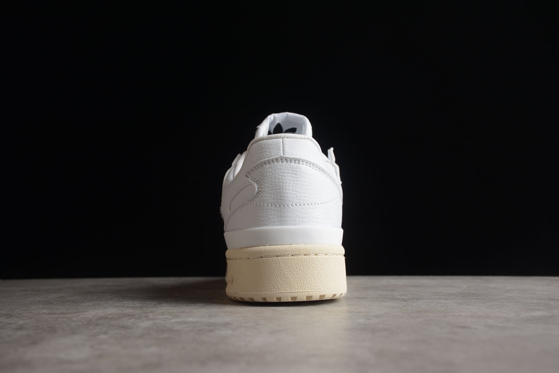 adidas Forum 84 Low ADV "No Stripes White"