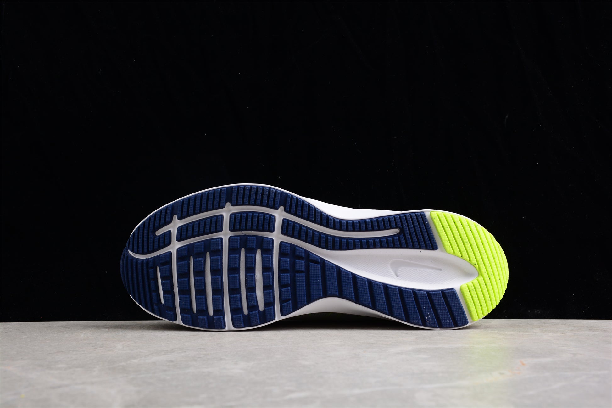 Nike Quest 4 "Photon Dust Volt Glow" - Best Reps Website 2025