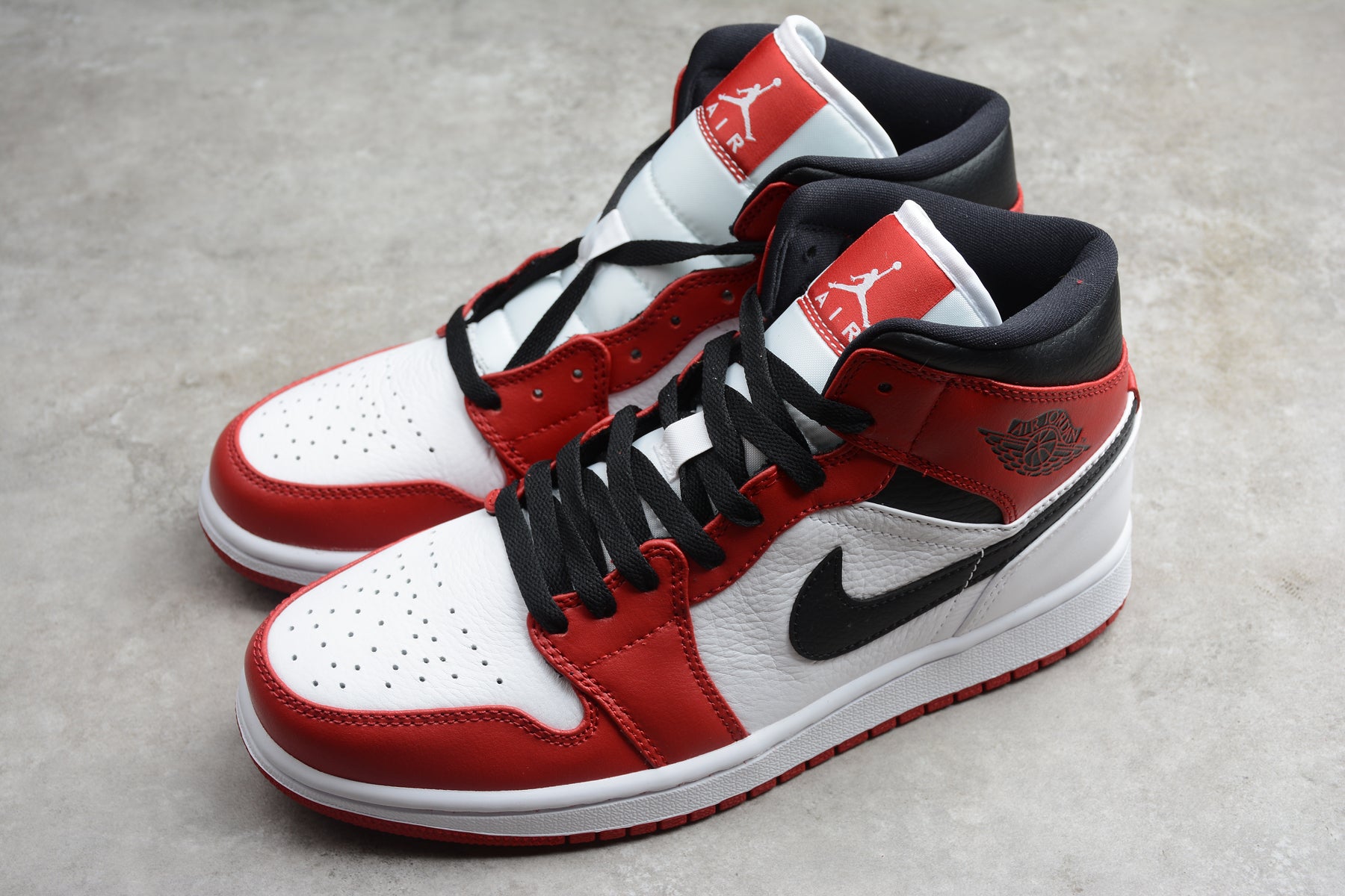 Nike Air Jordan 1 Mid "Chicago 2020" (GS) - Best Reps Website 2025