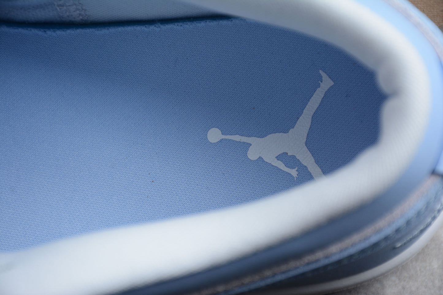 Nike Air Jordan 1 Low W "Football Grey Aluminum"