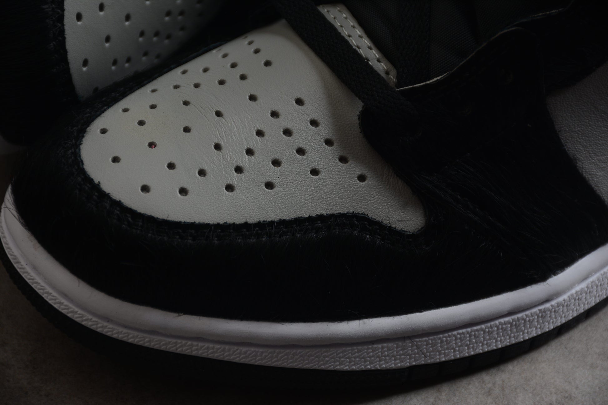 Nike Air Jordan 1 Retro High OG “Black/Medium Gray” - Best Reps Website 2025