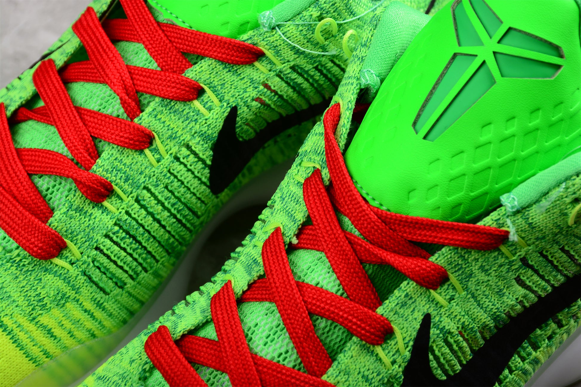 Nike Kobe 10 Elite 'Grinch' ID - Best Reps Website 2025