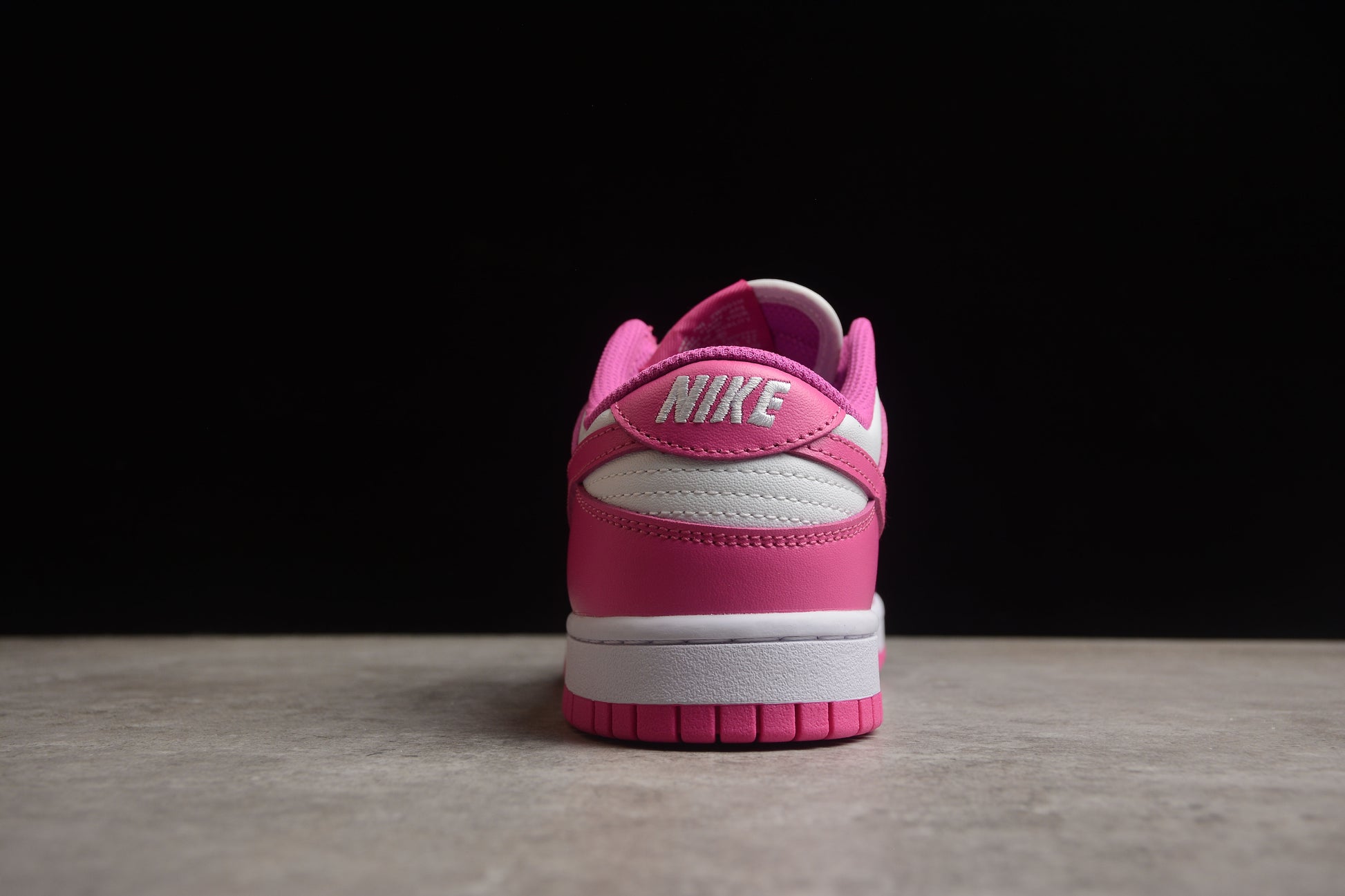 Nike Dunk Low "Laser Fuchsia Pink"