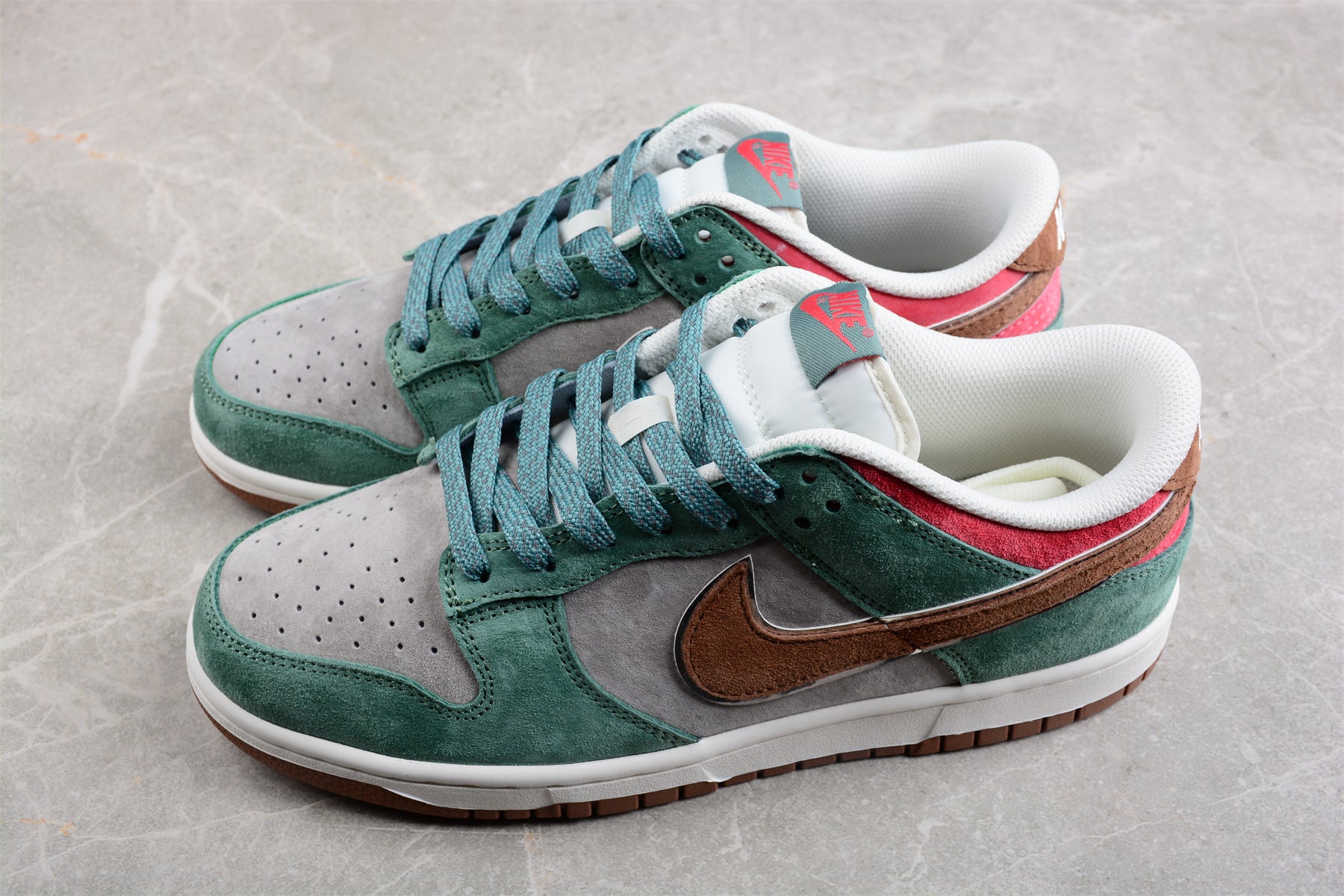 Otomo Katsuhiro x Nike SB Dunk Low "Steamboy OST" Grey/Green/Brown - Best Reps Website 2025