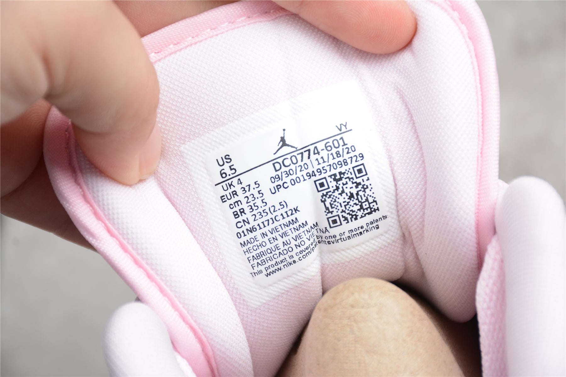 Nike Air Jordan 1 Low "Pink Gum"