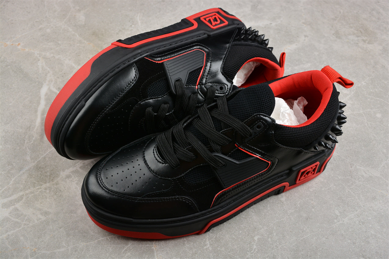 Christian Louboutin Astroloubi in Shiny Black-Switchreps