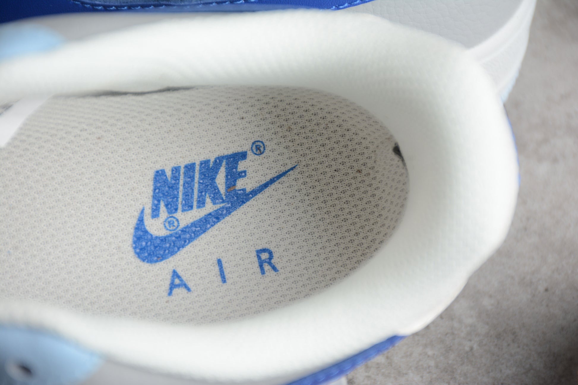 Nike Air Force 1 Low in Light Blue (Outlet Edition)