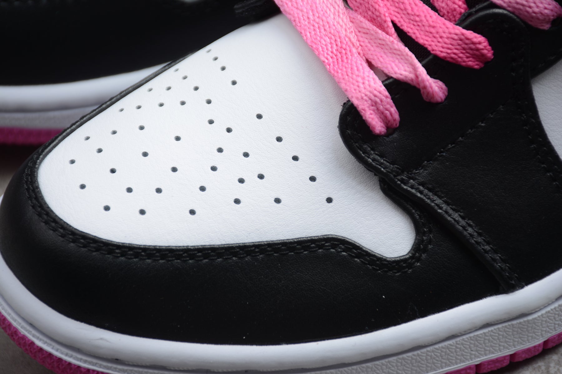 Air Jordan 1 Low SE 'Fuchsia' - Best Reps Website 2025