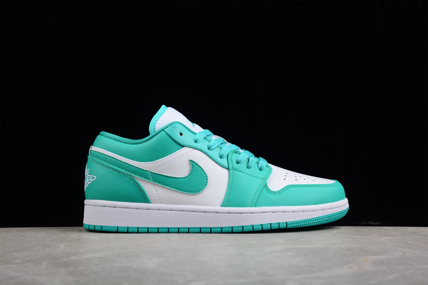 Air Jordan 1 Low "Turquoise" DC0774-132