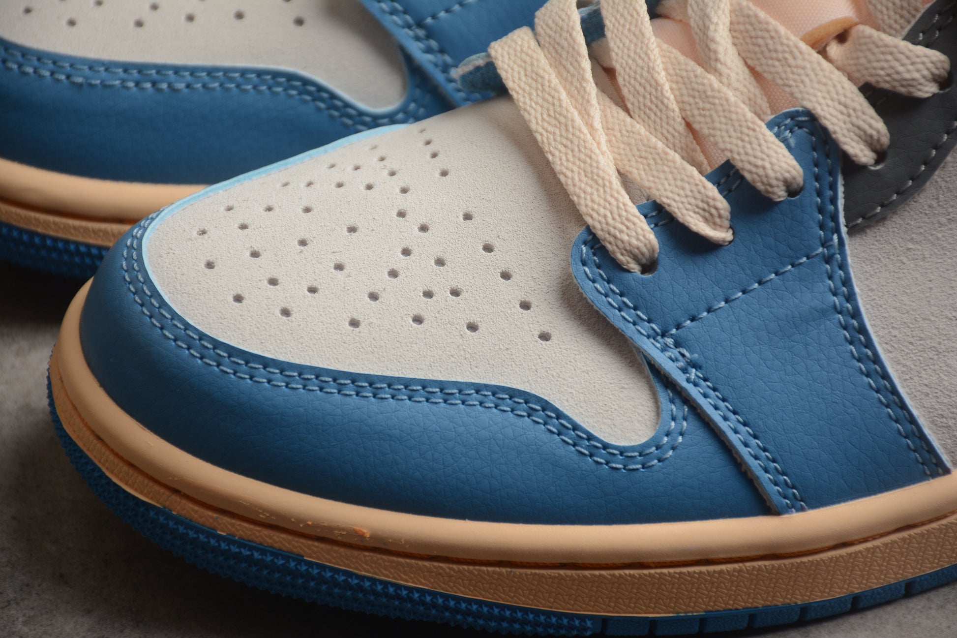 Air Jordan 1 Low "Tokyo 96 - Dutch Blue"