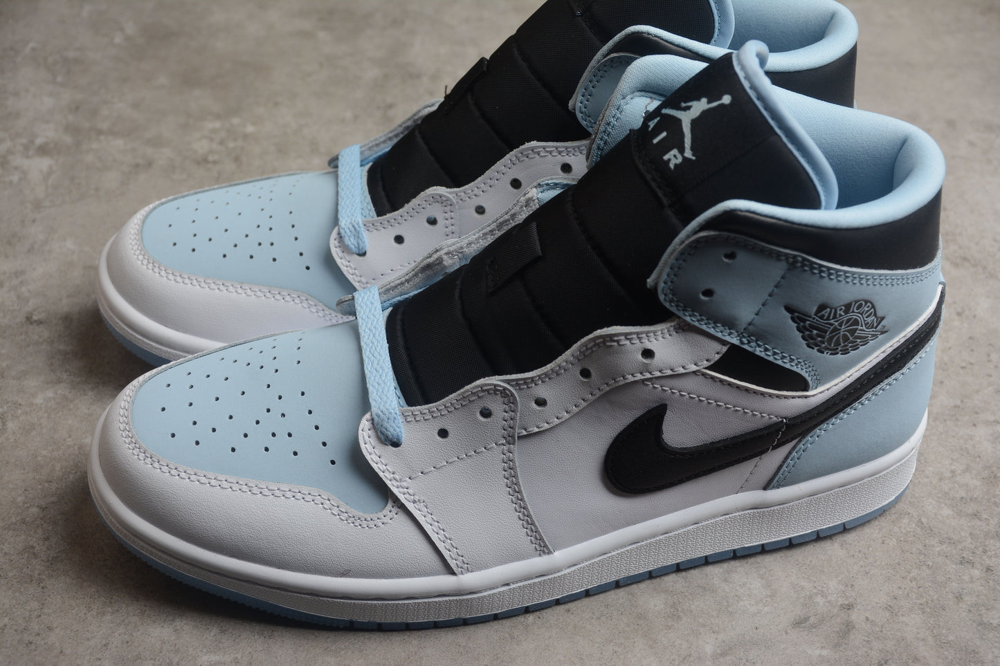 Nike Air Jordan 1 Mid SE "White Ice Blue Black UNC" GS - Best Reps Website 2025