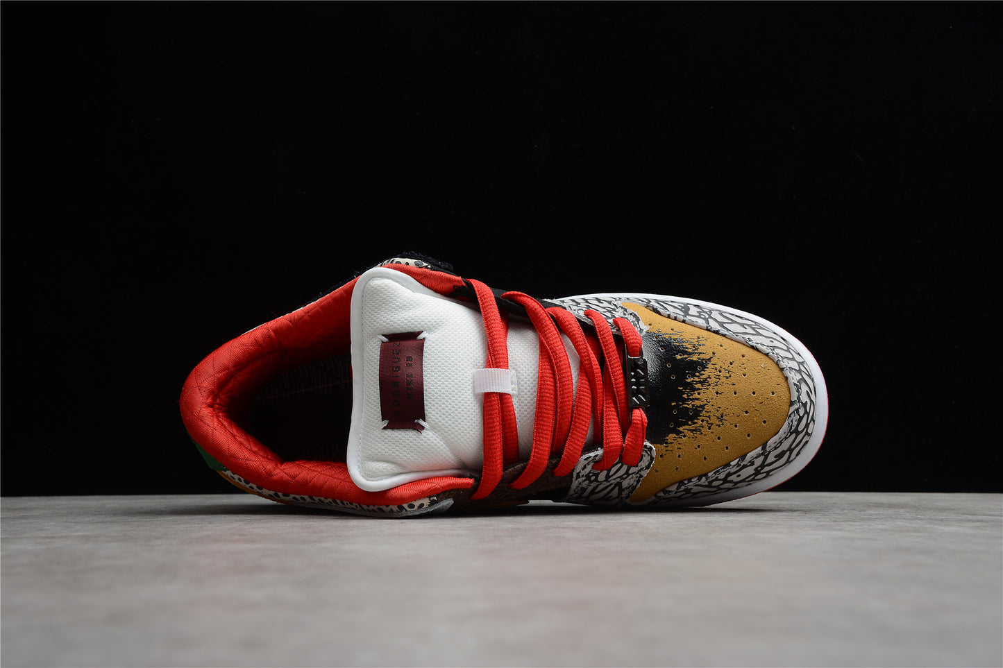 Nike SB Dunk Low Pro QS “What The Paul”