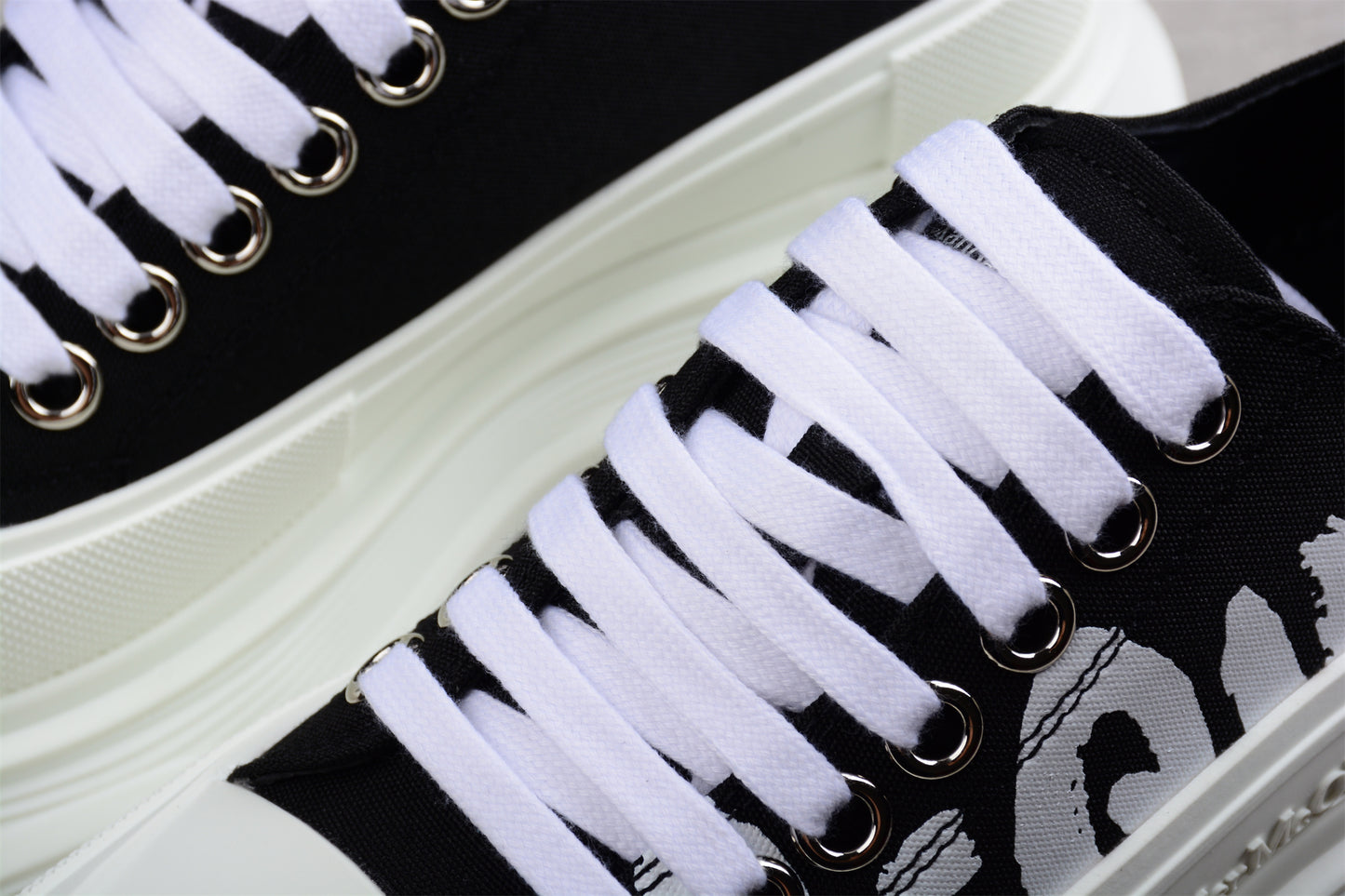 Alexander McQueen Tread Slick Low Lace-Up – Canvas Graffiti Black/White - Best Reps Website 2025