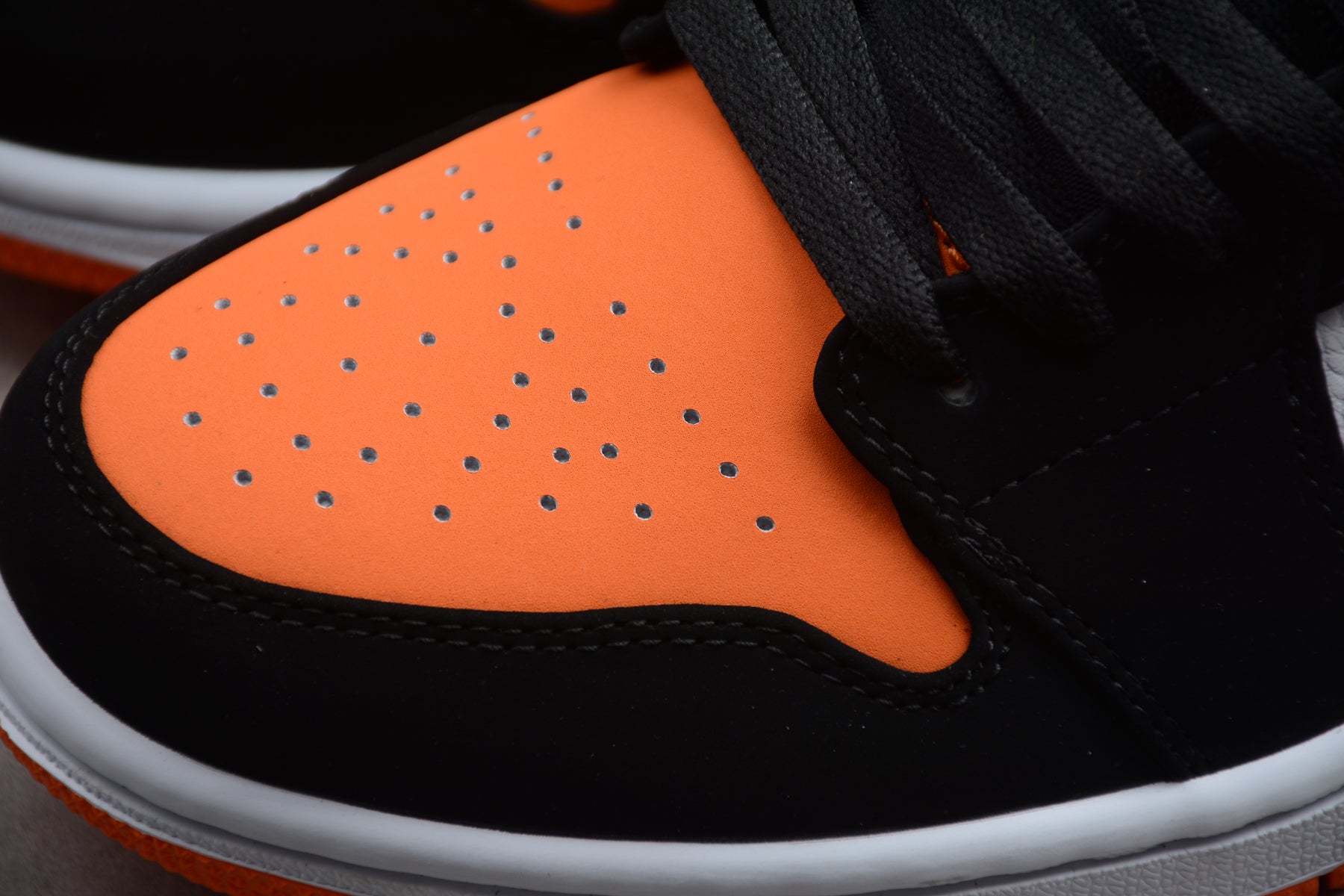 Nike Air Jordan 1 Low 'Shattered Backboard 2019'