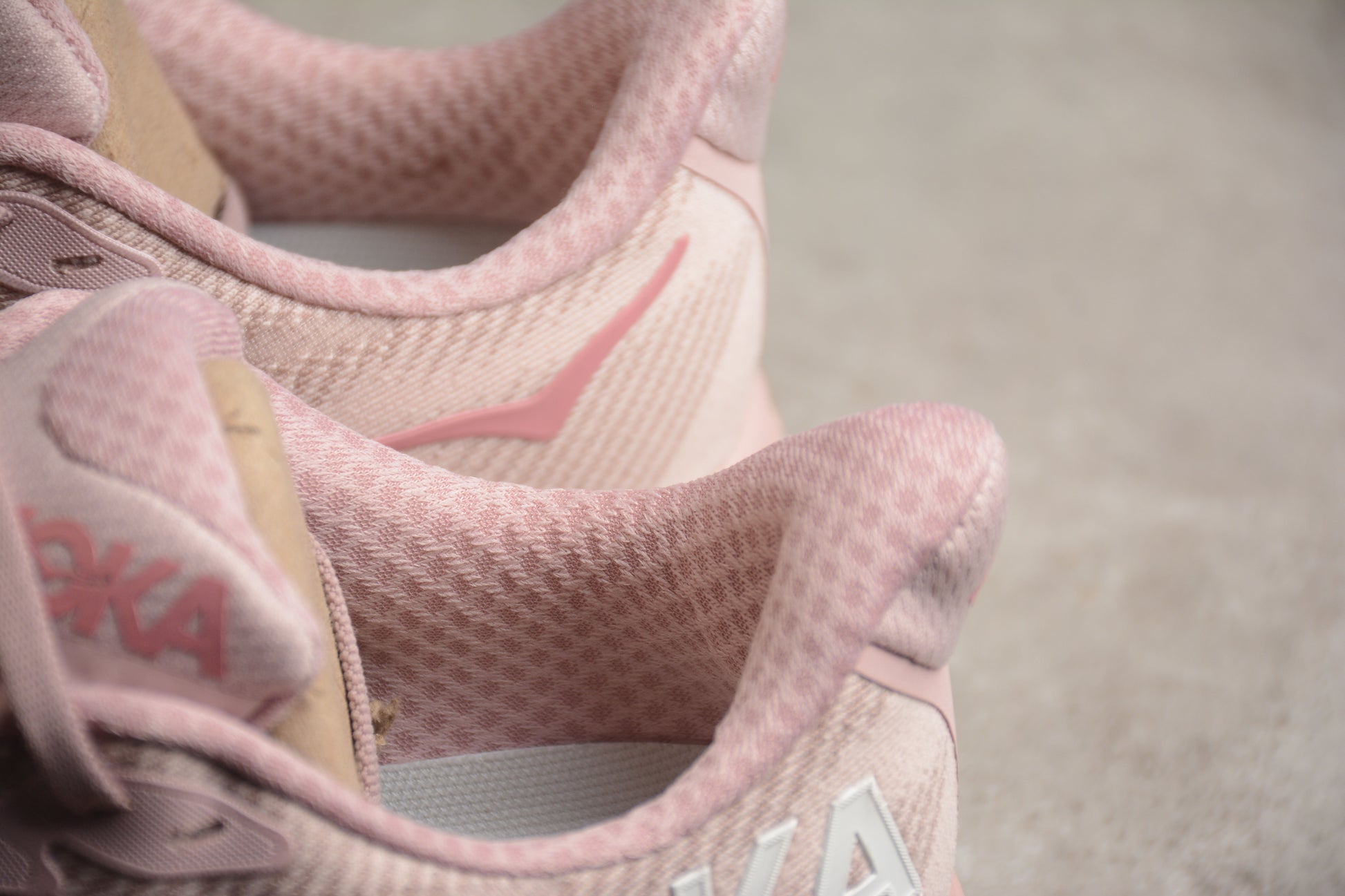 HOKA Clifton 9 in Pink - Best Reps Website 2025