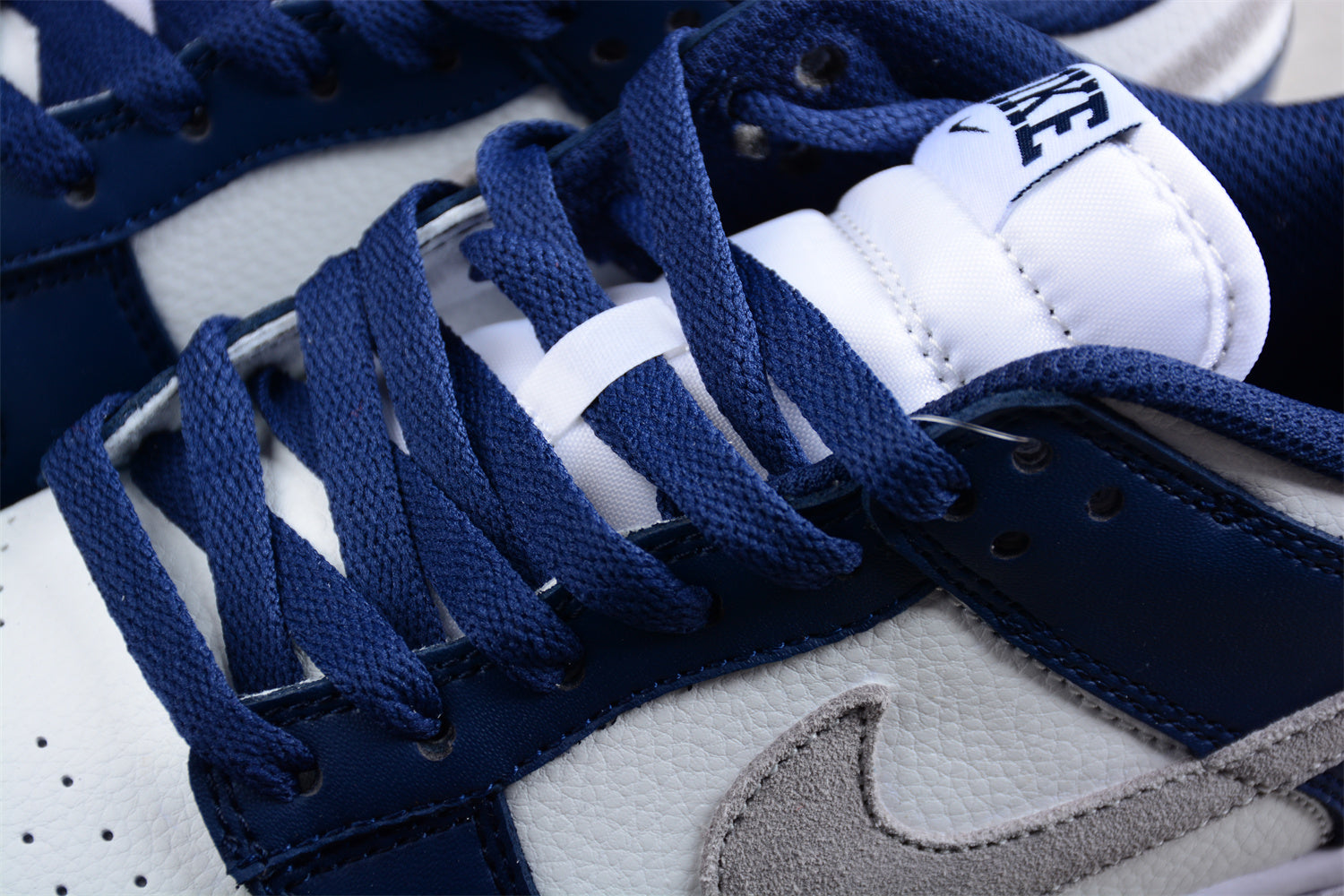 Nike Dunk Low 'Midnight Navy Smoke Grey' 