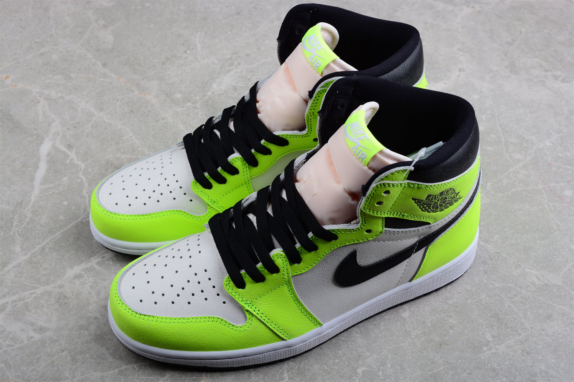 Air Jordan 1 High OG "Volt" - Best Reps Website 2025