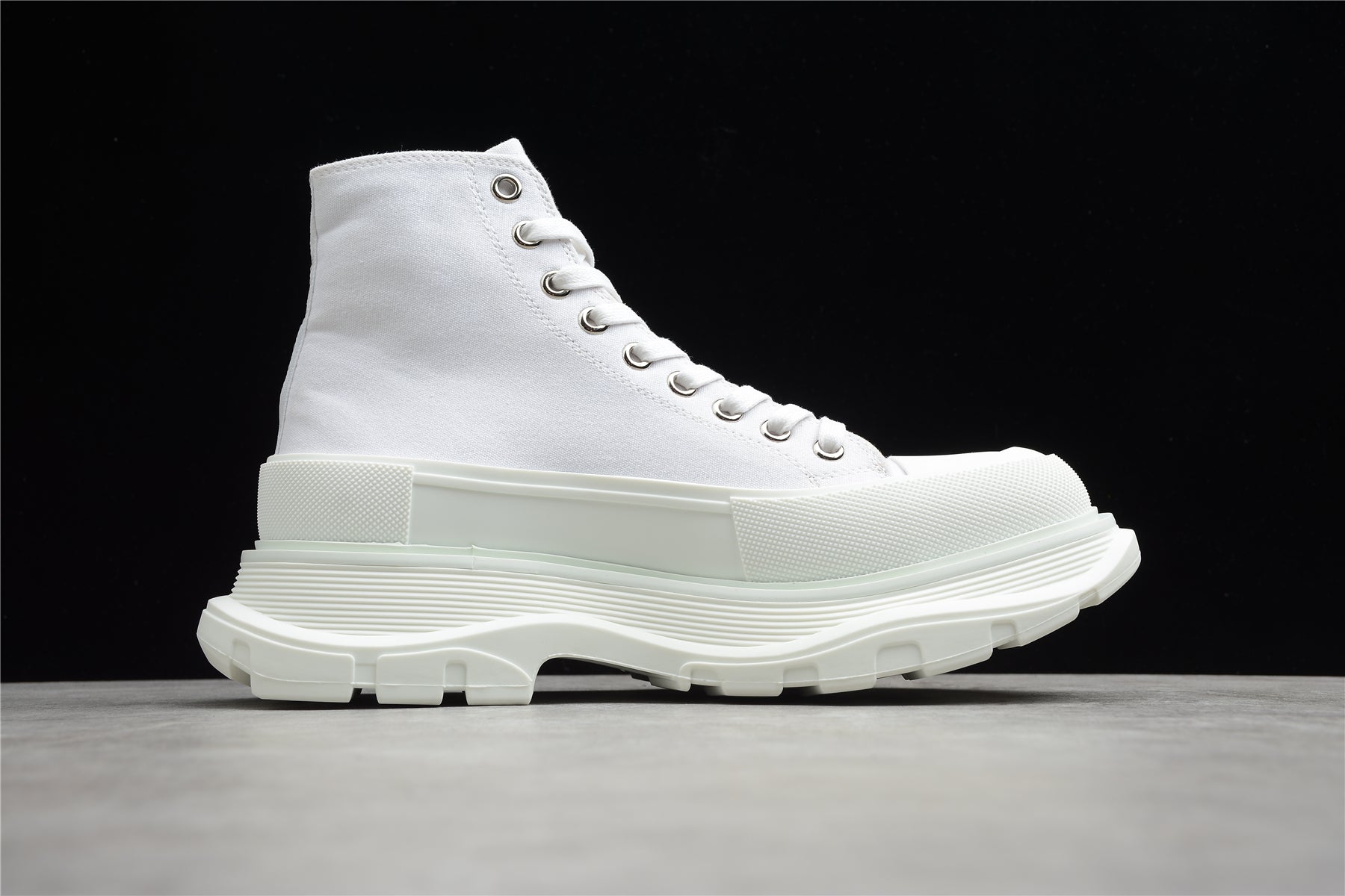Alexander McQueen Tread Slick Boot Leather White White - Best Reps Website 2025
