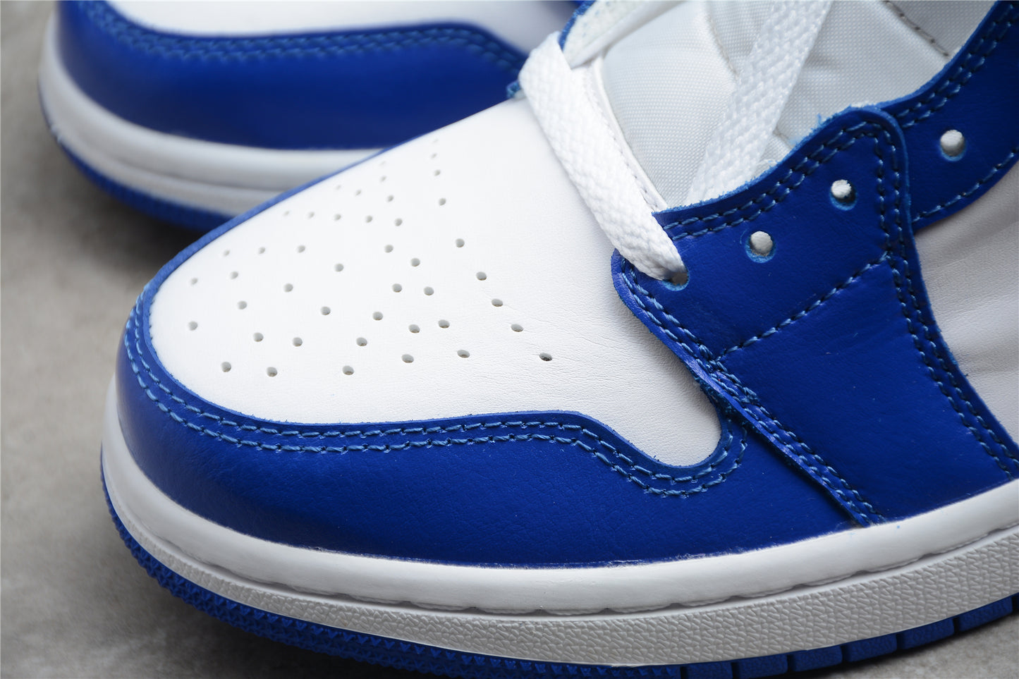 Nike Air Jordan 1 Mid 'Kentucky Blue' - Best Reps Website 2025