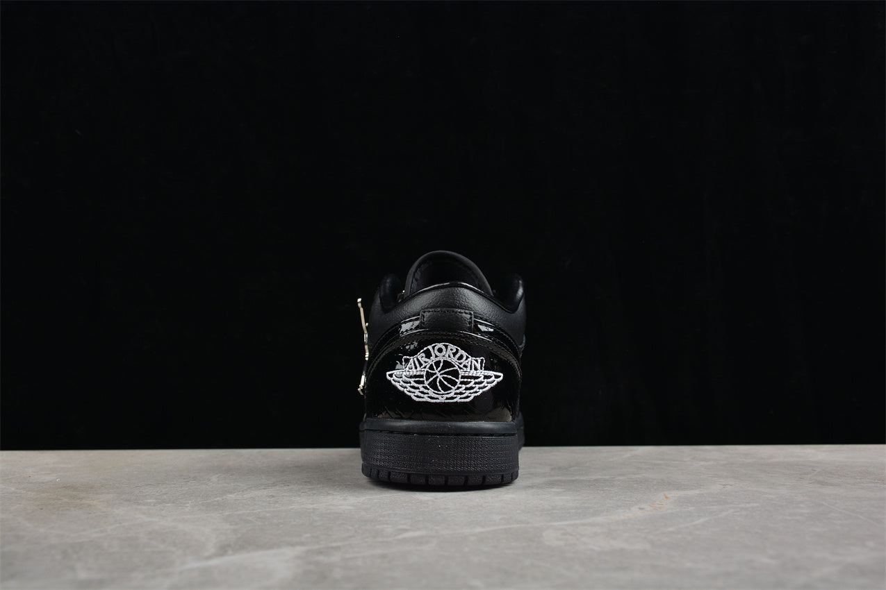  Jordan 1 Low SE Patent Elephant Black 