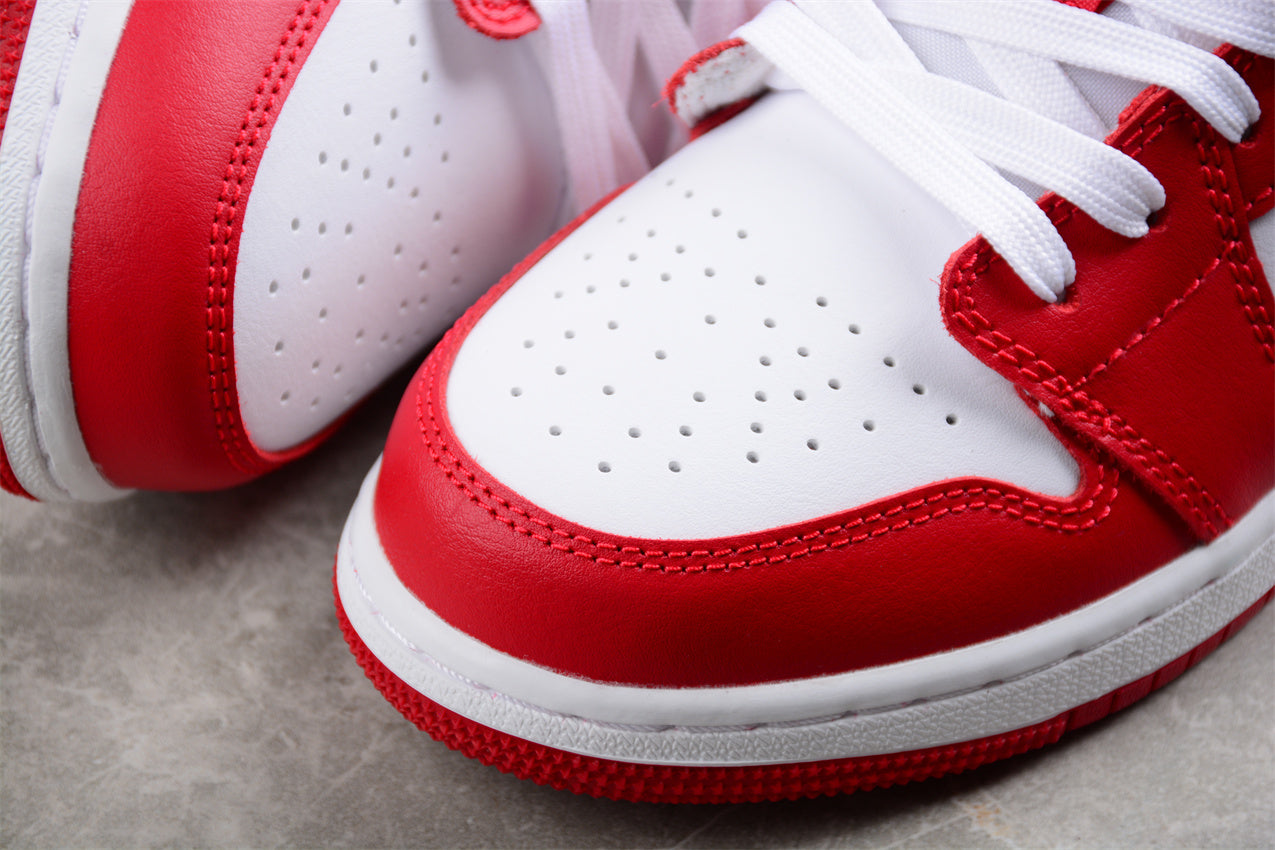 Nike Air Jordan 1 Low "Gym Red"