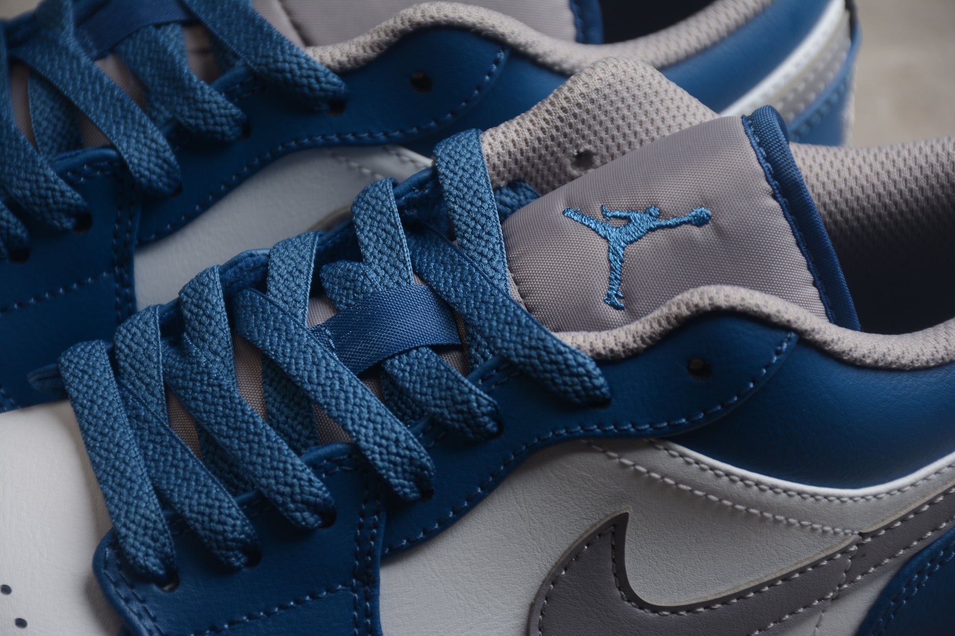 Nike Air Jordan 1 Low "True Blue/Cement Grey"