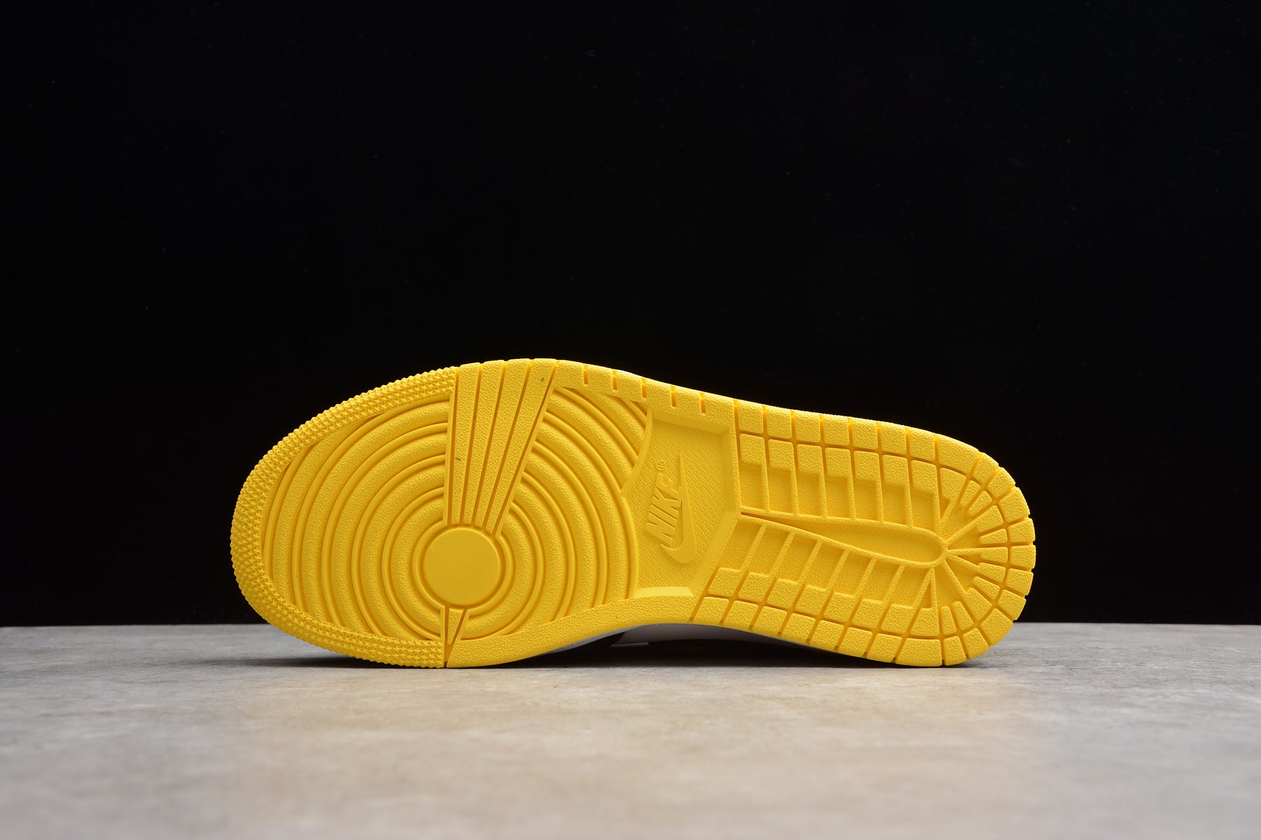 Nike Air Jordan 1 Mid SE "Tour Yellow/Black" - Best Reps Website 2025