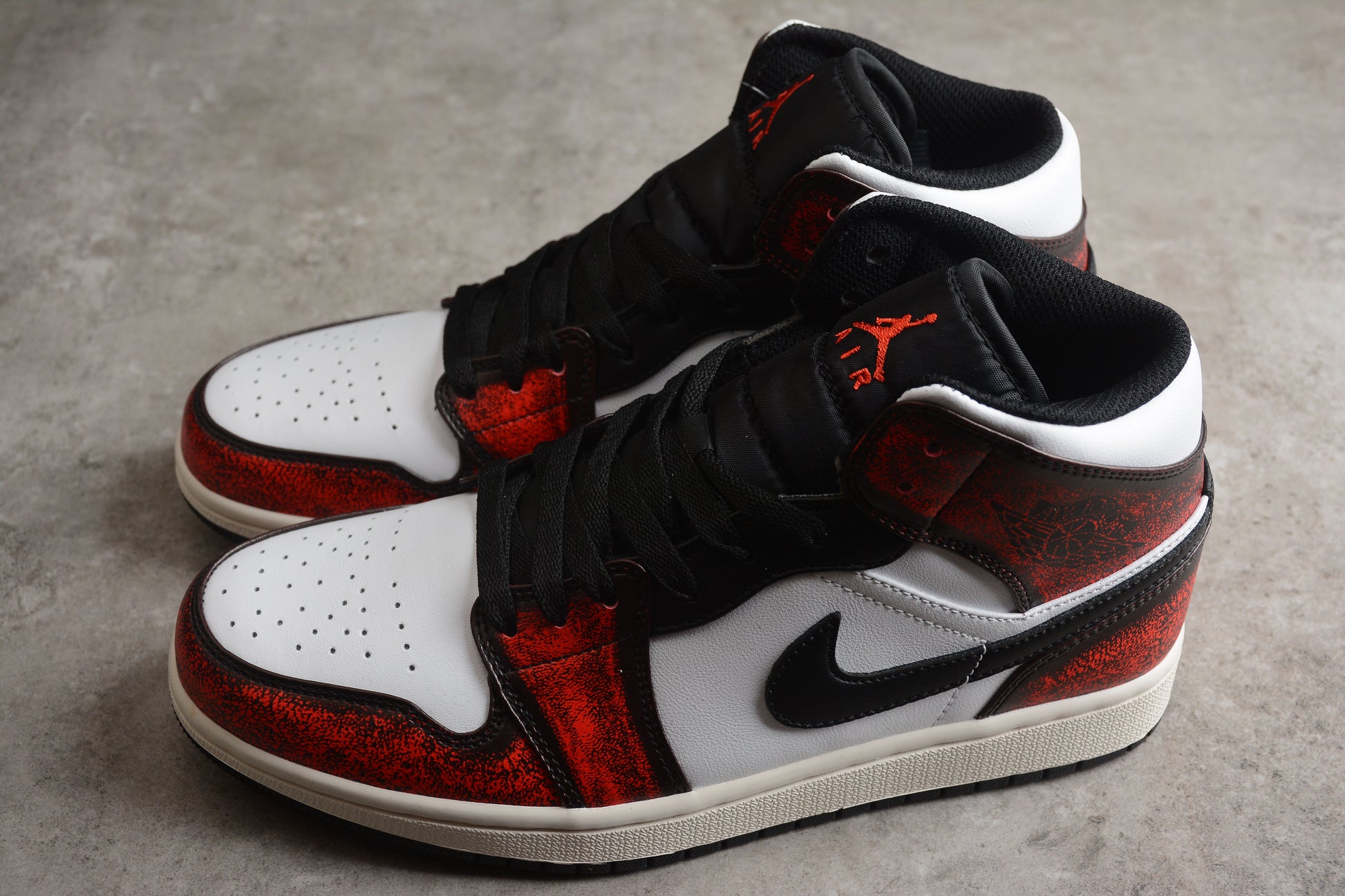 Jordan 1 Mid Wear-Away Chicago - Best Reps Website 2025