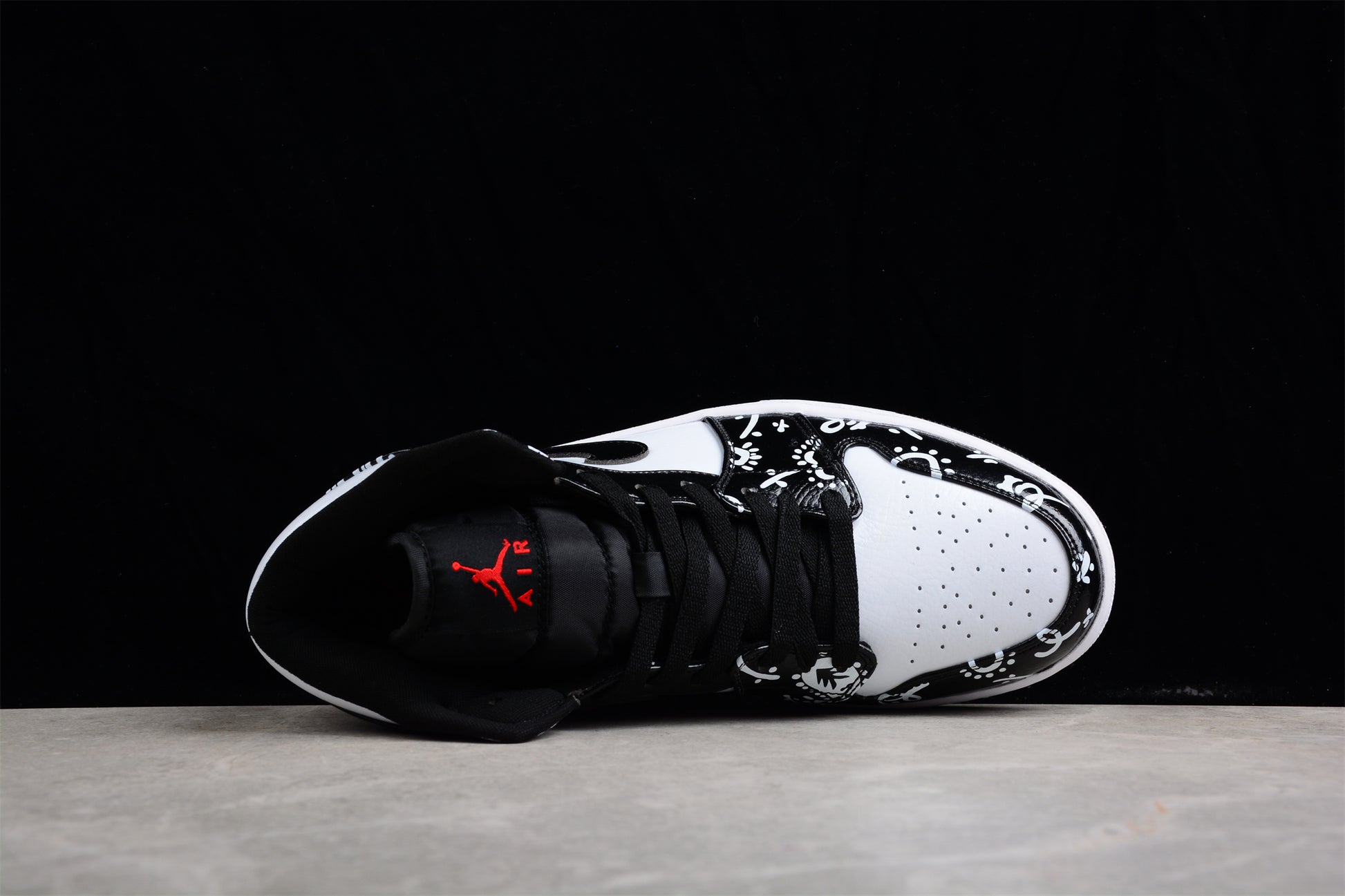 Air Jordan 1 Mid "Monochrome Splatter" Black/White - Best Reps Website 2025