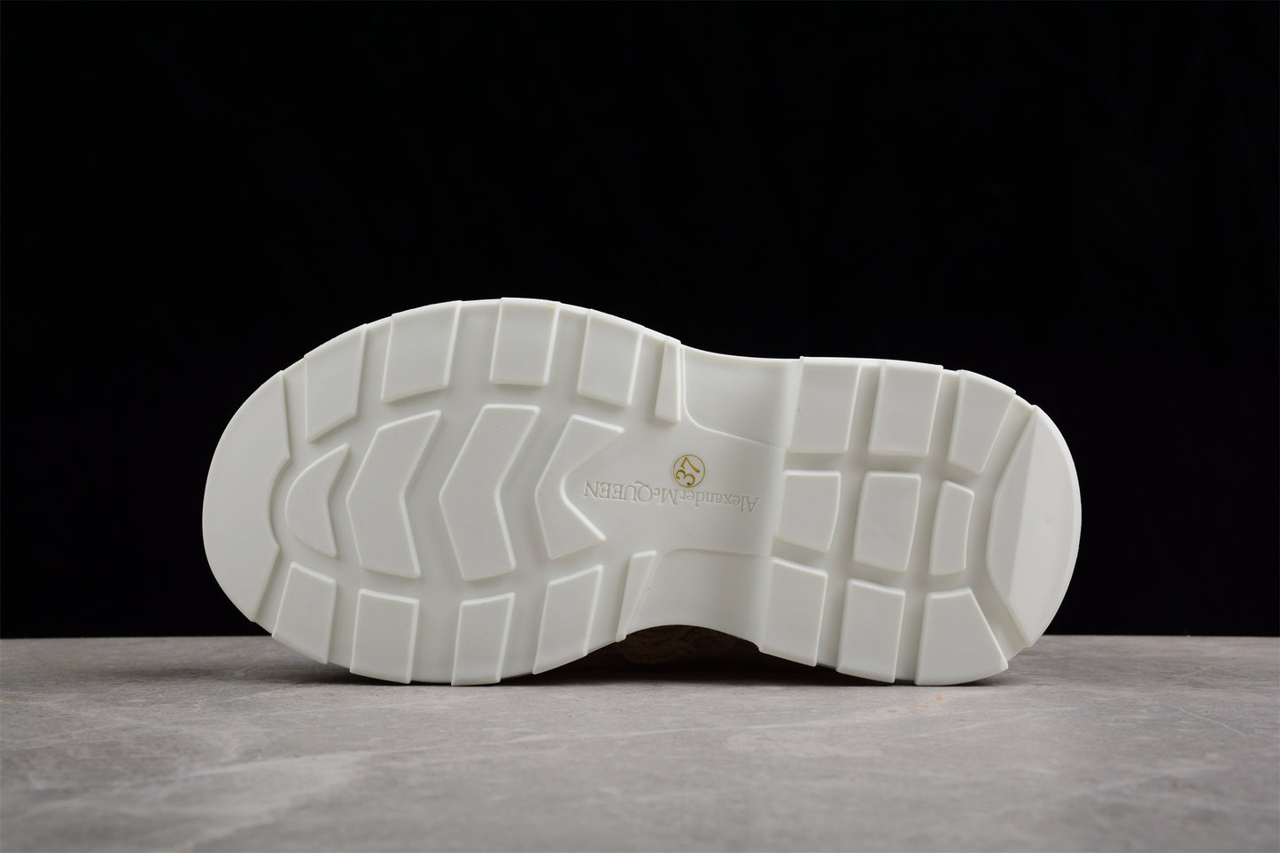 Alexander McQueen Tread Slick Low Lace-Up – Canvas Graffiti Black/White - Best Reps Website 2025