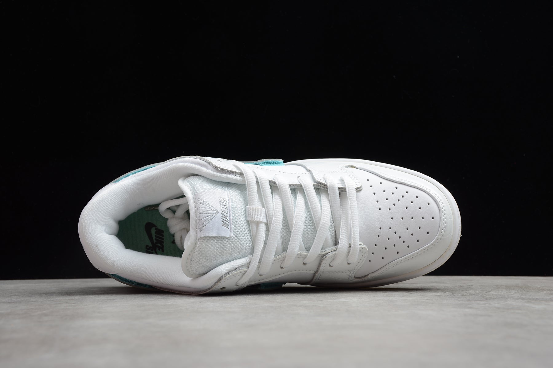 Diamond Supply Co. x Nike SB Dunk Low Pro "White Diamond" - Best Reps Website 2025