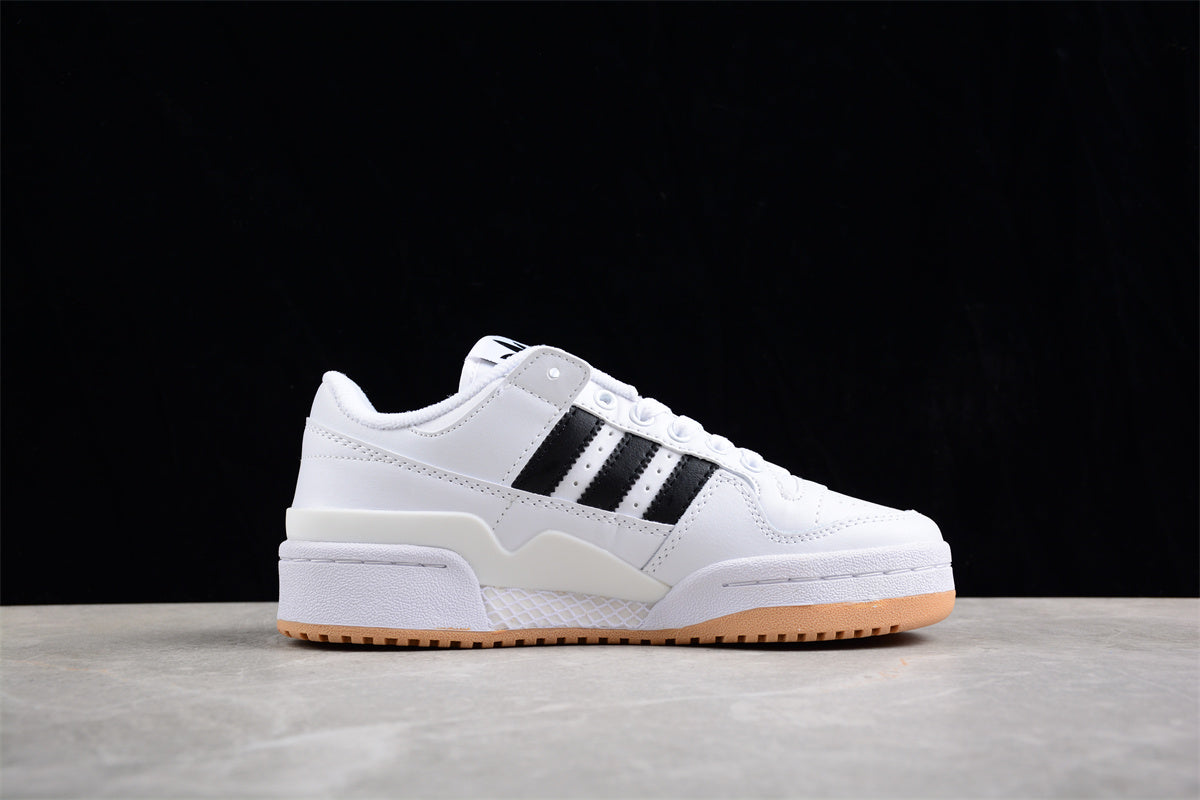 adidas Forum 84 Low ADV in Cloud White/Core Black
