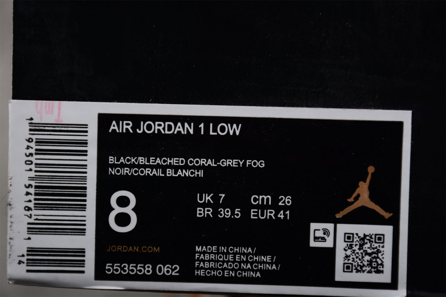 Air Jordan 1 Low 553558-062 – Sleek & Timeless