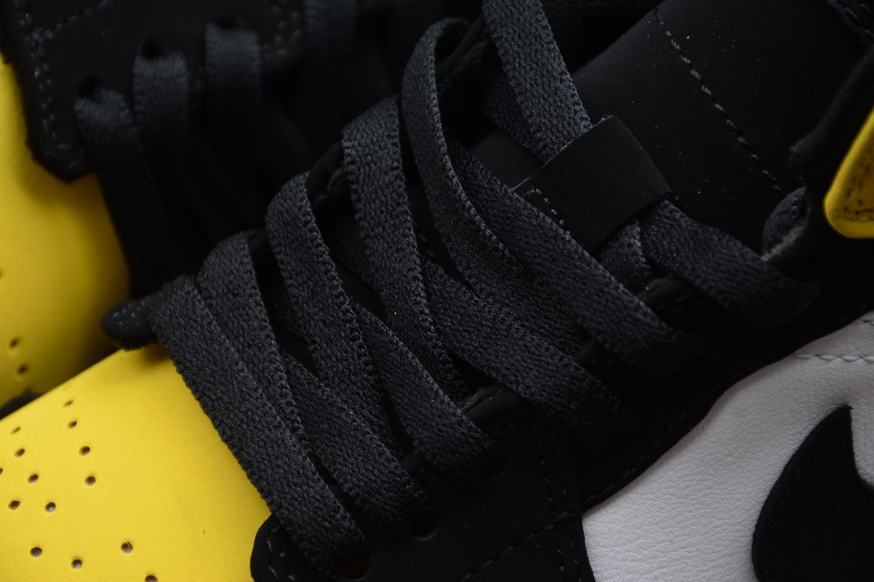 Nike Air Jordan 1 Mid SE "Tour Yellow/Black" - Best Reps Website 2025