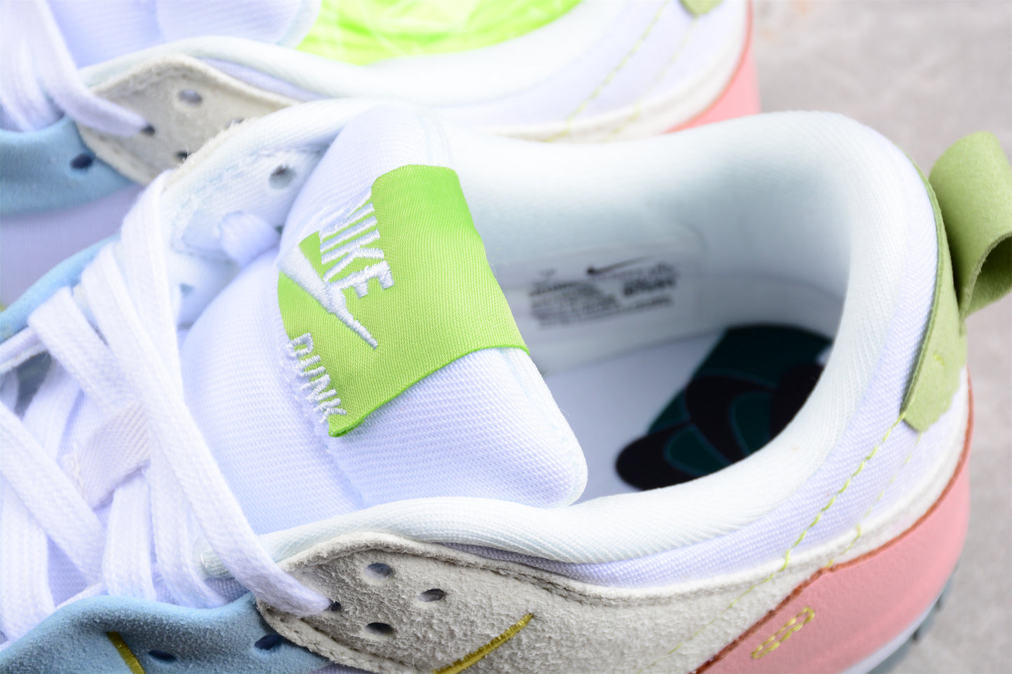 Nike Dunk Disrupt 2 'Easter Pastel' DV3457-100