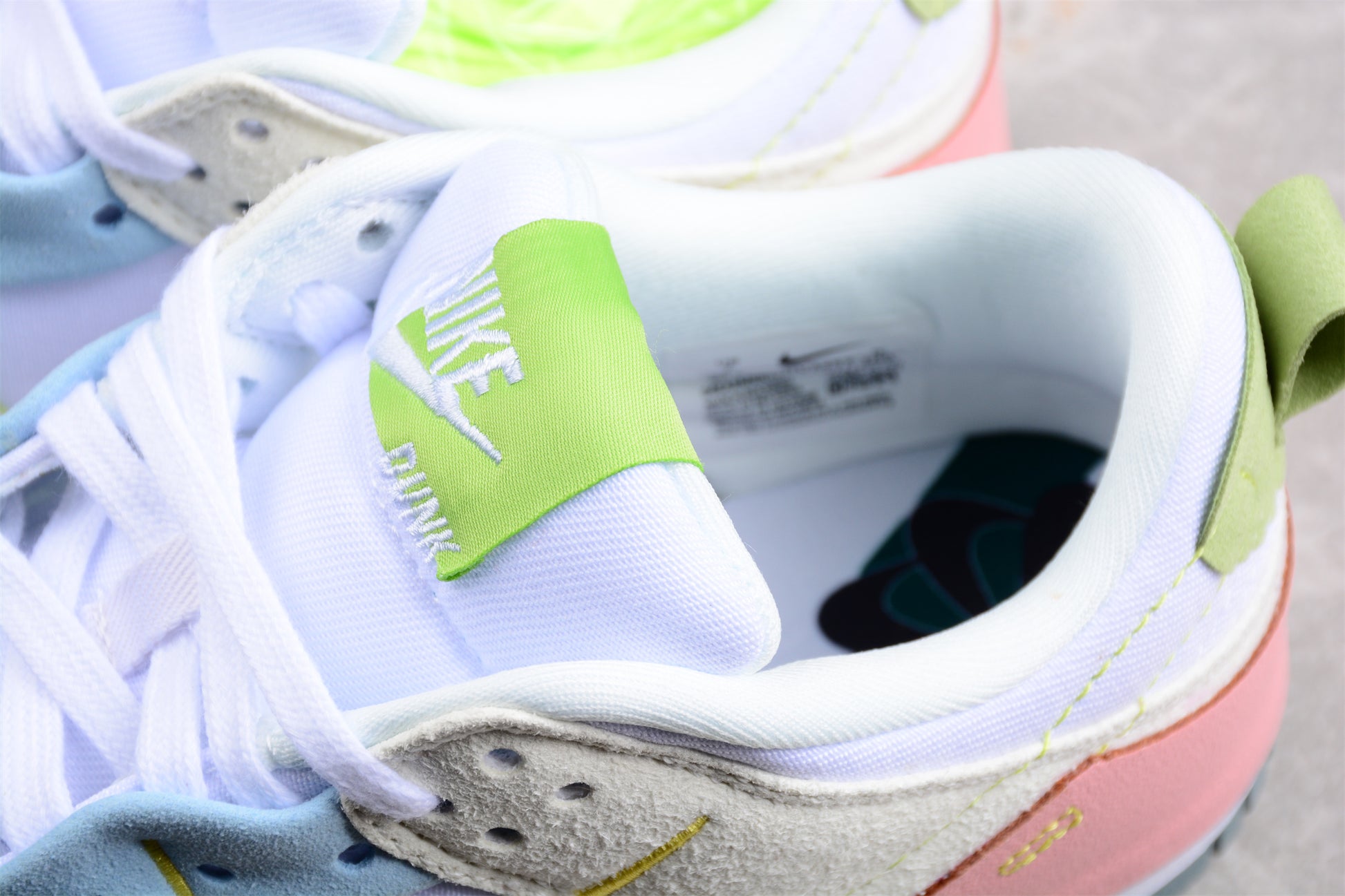 Nike Dunk Disrupt 2 'Easter Pastel' DV3457-100