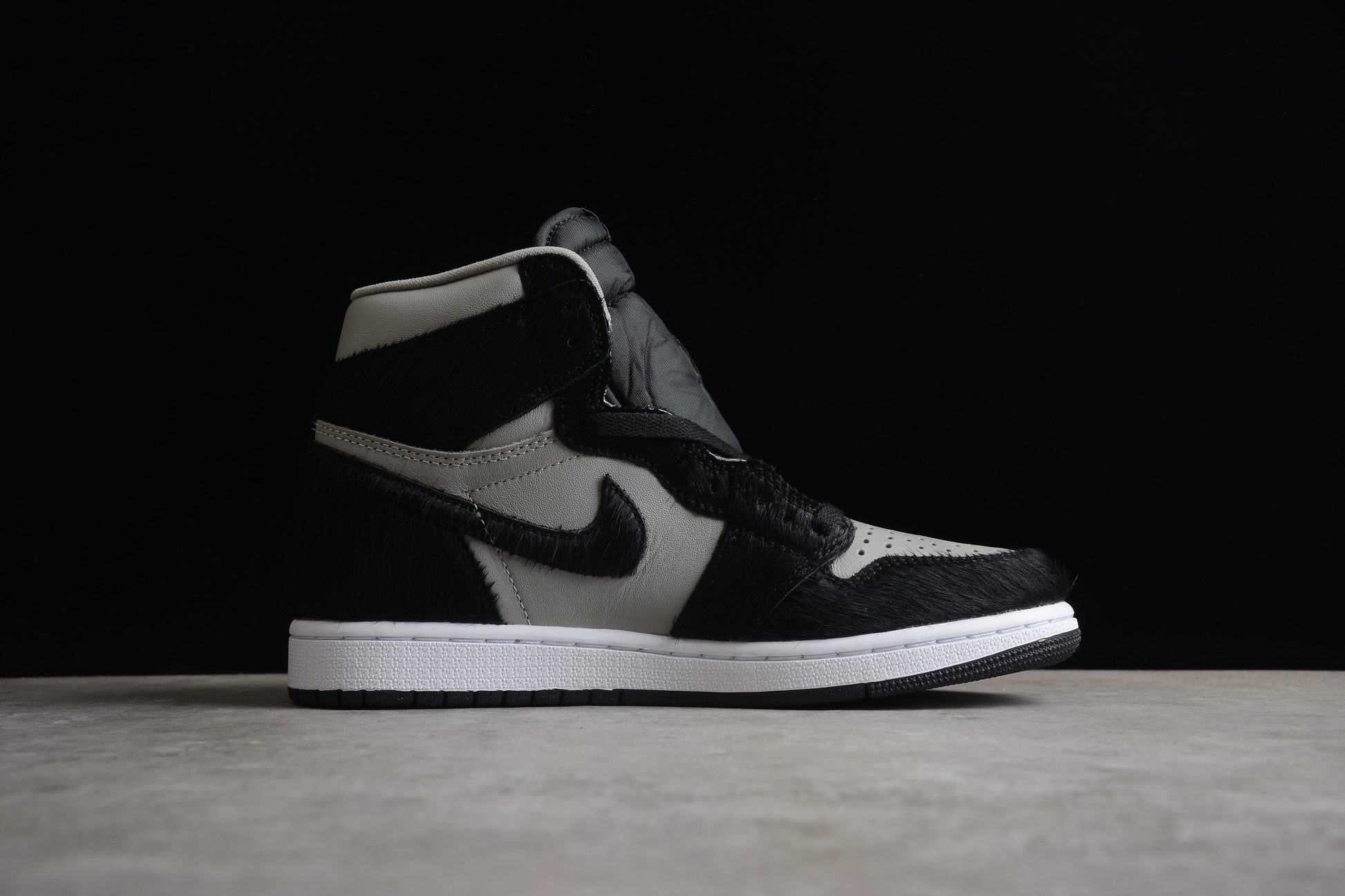Nike Air Jordan 1 Retro High OG “Black/Medium Gray” - Best Reps Website 2025