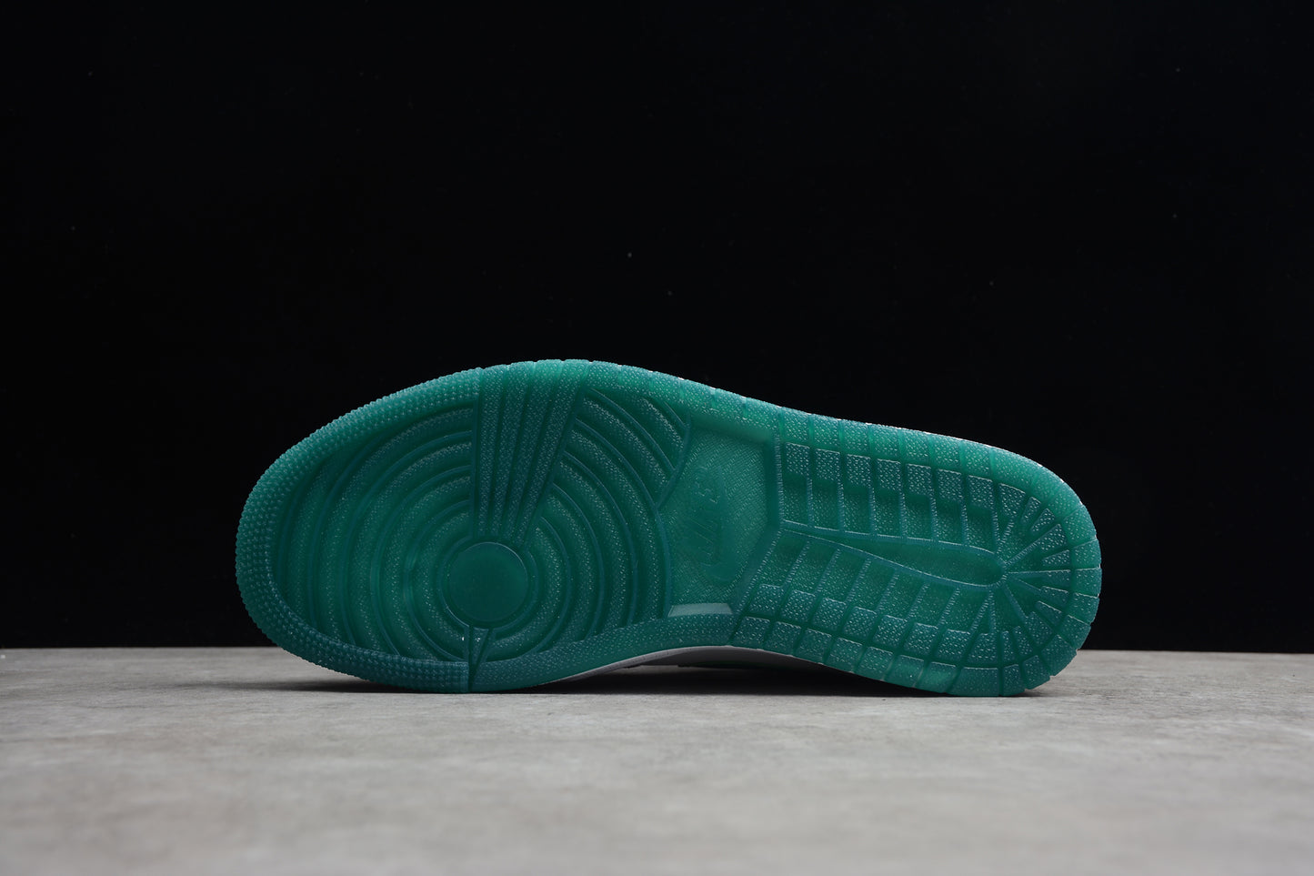 Air Jordan 1 Mid "White/Mystic Green" - Best Reps Website 2025